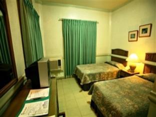 Villa Margarita Hotel Davao Екстер'єр фото